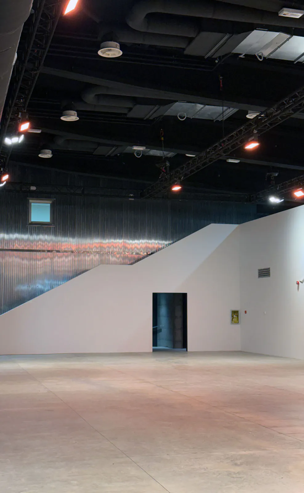Department 184 · Venue interior