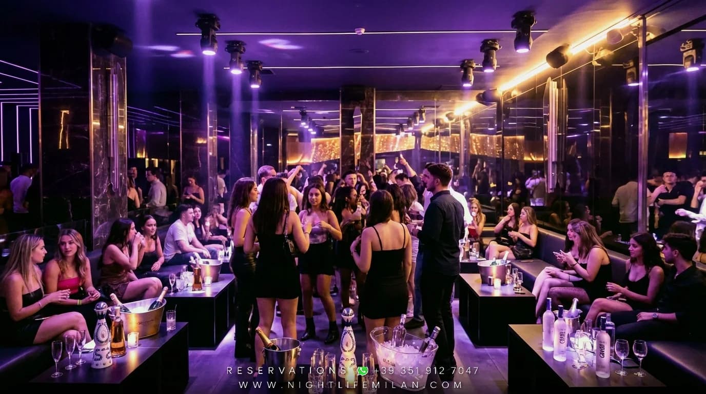 Tr3ndy Society - Thursday Night · Pineta Milano · Tr3ndy Society - Thursday Night: der Termin im Mailänder Veranstaltungskalender — Singles, Freundesgruppen & Social Tables (23–38 Jahre) | Pailletten-Abendkleid, Samt & dunkler Maßanzug Tr3ndy Society - Thursday Night · Pineta Milano (Tr3ndy Society - Thursday Night: der Termin im Mailänder Veranstaltungskalender) — Pineta Milano: Singles, Freundesgruppen & Social Tables (23–38 Jahre), Pailletten-Abendkleid, Samt & dunkler Maßanzug (VIP-Privé-Tische, Champagner & Mitternachtstoast)