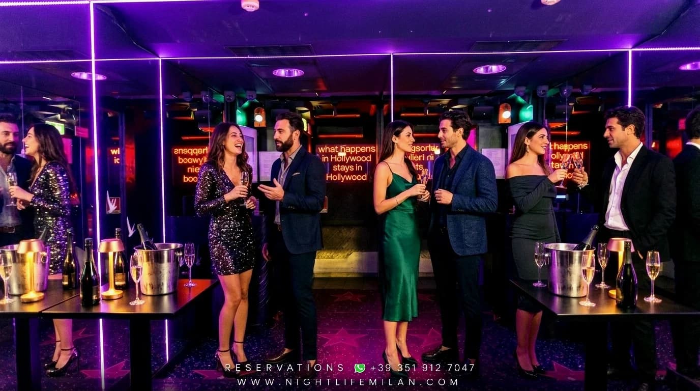 Réveillon 2027 Hollywood Rythmoteque (Milano): Gala, Club & VIP · Réveillon 2027 Hollywood Rythmoteque (Milano): Gala, Club & VIP — Solteiros, Grupos de Amigos e Mesas Sociais (23–38 anos) | Glamour Urbano de Club, Vestido Curto e Camisa Preta Réveillon 2027 Hollywood Rythmoteque (Milano): Gala, Club & VIP (Réveillon 2027 Hollywood Rythmoteque (Milano): Gala, Club & VIP) — Hollywood Rythmoteque: Solteiros, Grupos de Amigos e Mesas Sociais (23–38 anos), Glamour Urbano de Club, Vestido Curto e Camisa Preta (Salão Principal e Atmosfera Real da Casa)