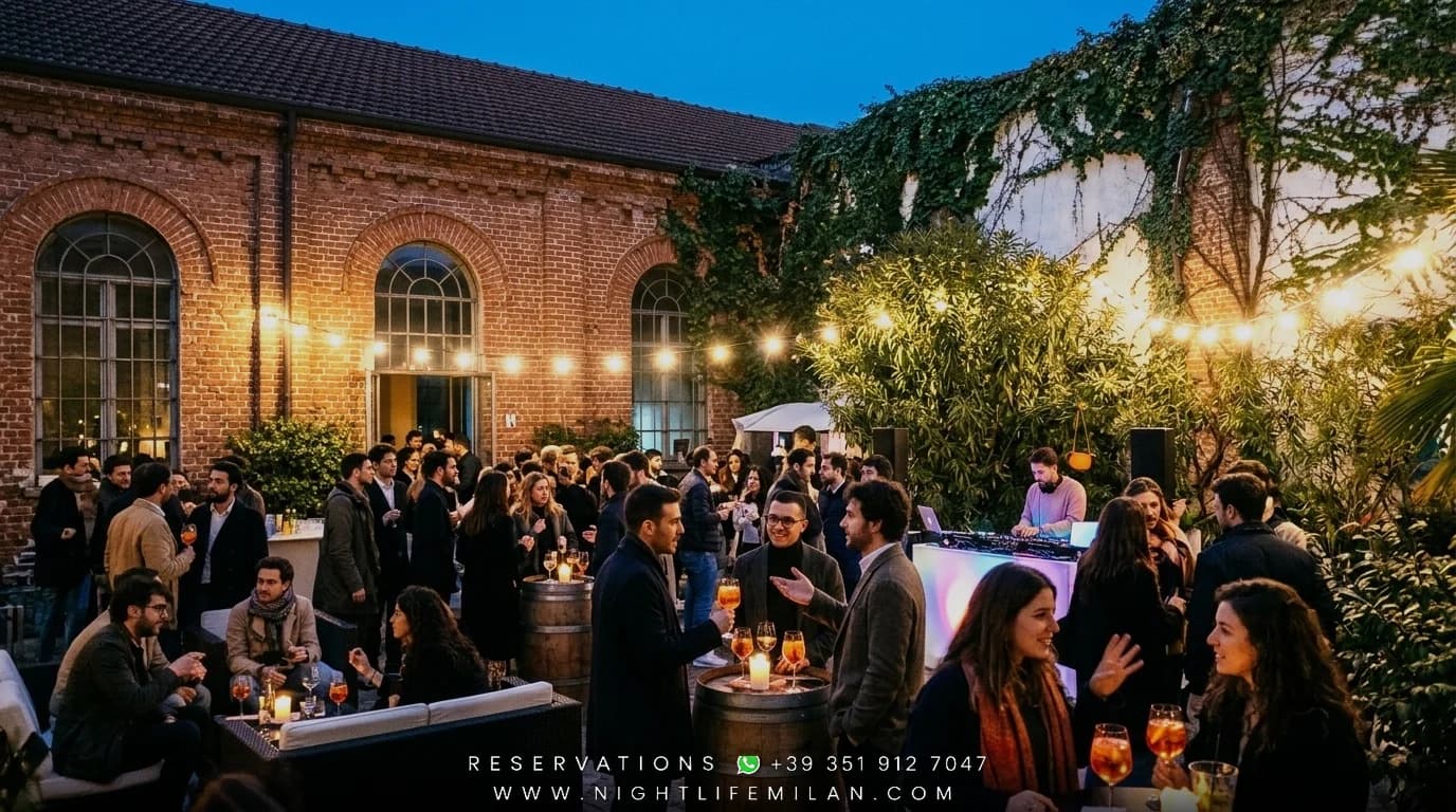 Educazione Techno Sessuale · La notte delle anime vive · Tempio del Futuro Perduto · Educazione Techno Sessuale · La notte delle anime vive em Tempio del Futuro Perduto: data e programa — Público Internacional de Moda e Camarotes VIP (24–40 anos) | Dark Couture de Halloween, Máscara Veneziana e Veludo Preto Educazione Techno Sessuale · La notte delle anime vive · Tempio del Futuro Perduto (Educazione Techno Sessuale · La notte delle anime vive em Tempio del Futuro Perduto: data e programa) — Tempio del Futuro Perduto: Público Internacional de Moda e Camarotes VIP (24–40 anos), Dark Couture de Halloween, Máscara Veneziana e Veludo Preto (Ceia de Gala, Dinner Show e Recepção)