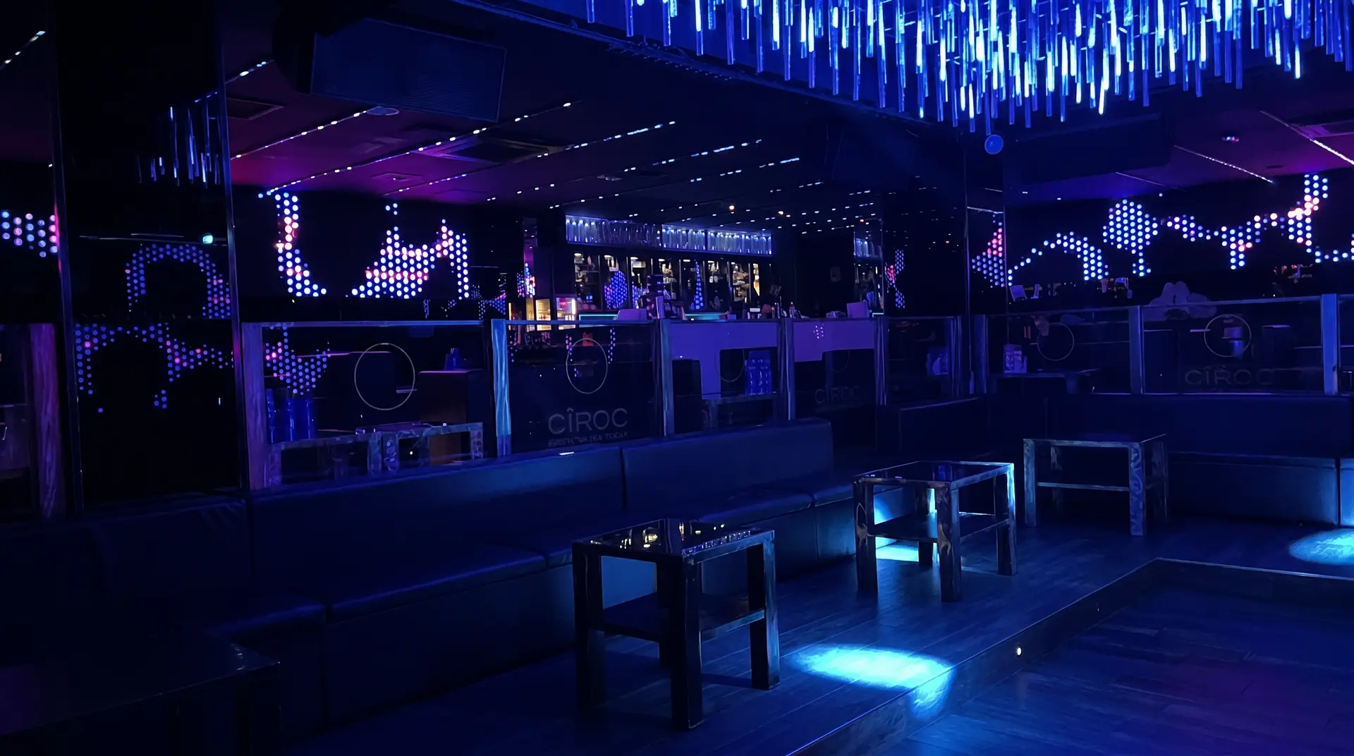 The Club Milan — main room interior during SUPERBE — Dimanche au The Club The Club Milan — main room interior during SUPERBE — Dimanche au The Club